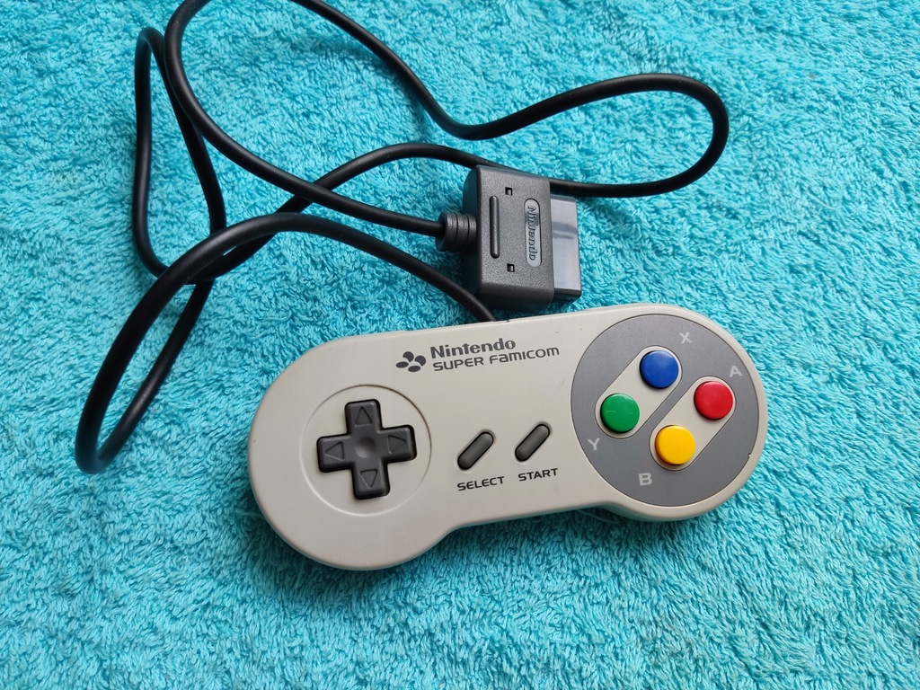 Kontroler Super Famicom/Super Nintendo