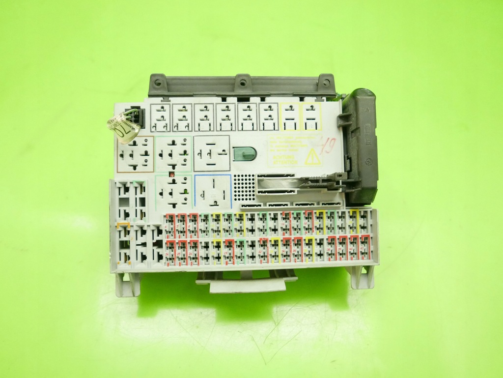 Skrzynka Bezpiecznikow Opel Vectra B 1 8 16v 95 99 Oficjalne Archiwum Allegro