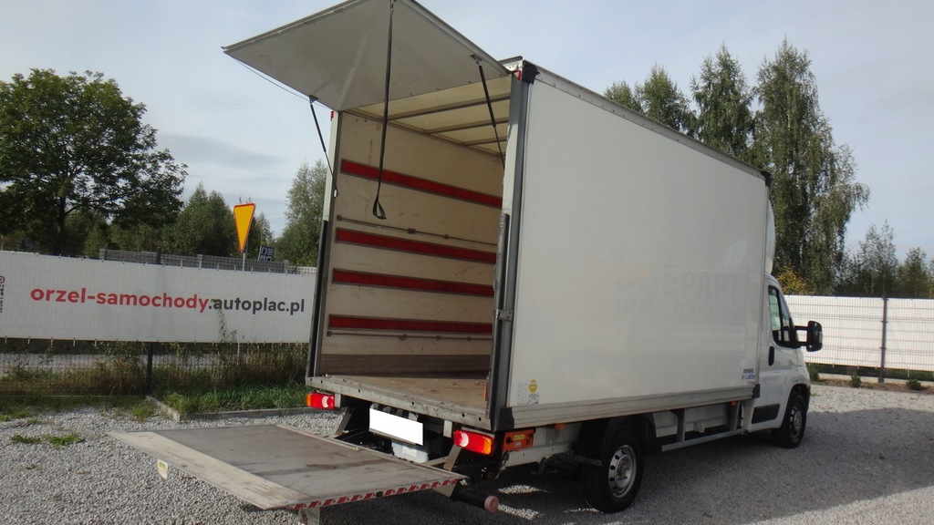PEUGEOT BOXER kontener MAXI winda 750kg klima kamera 130KM 2018rok