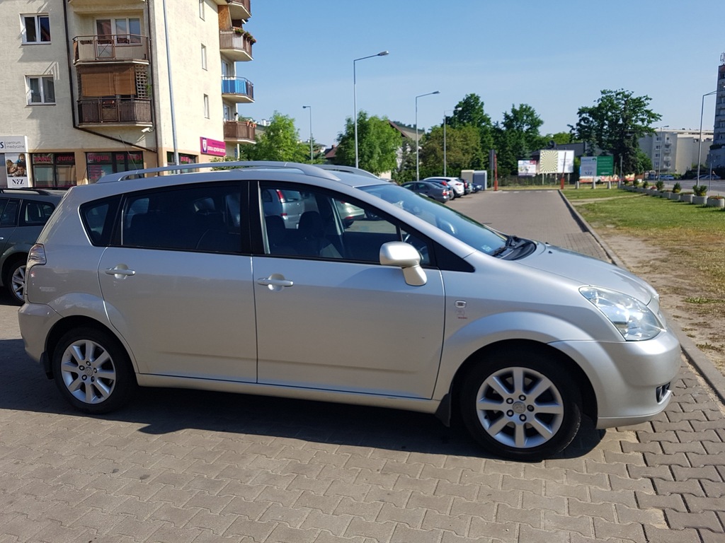 Toyota Corolla Verso 2005 7186615990 oficjalne