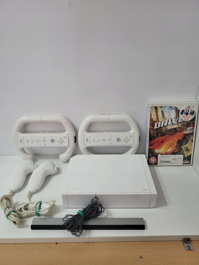 Konsola NINTENDO WII RVL-001(EUR) + dodatki