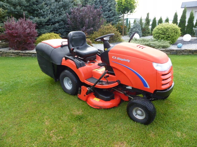 TRAKTOREK KOSIARKA SIMPLICITY BARON 18HP