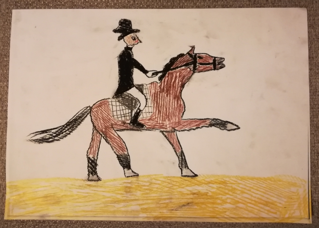 Koń z jeźdźcem - rysunek węglem i kredką