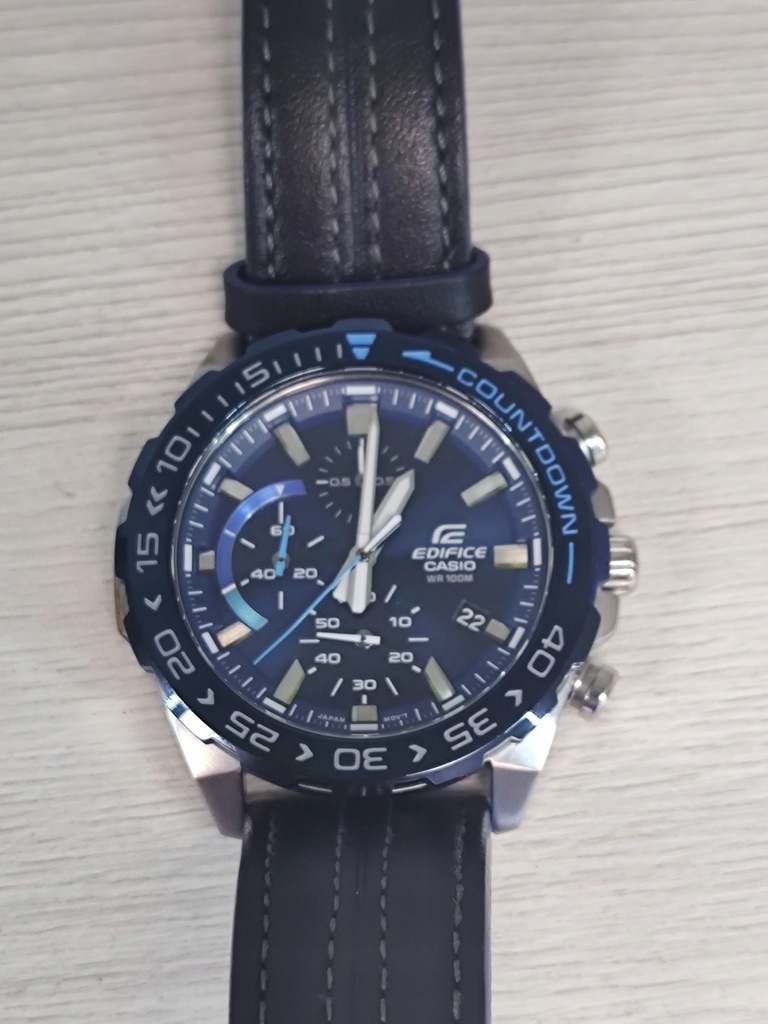 Zegarek męski Casio EDIFICE Momentum Countdown