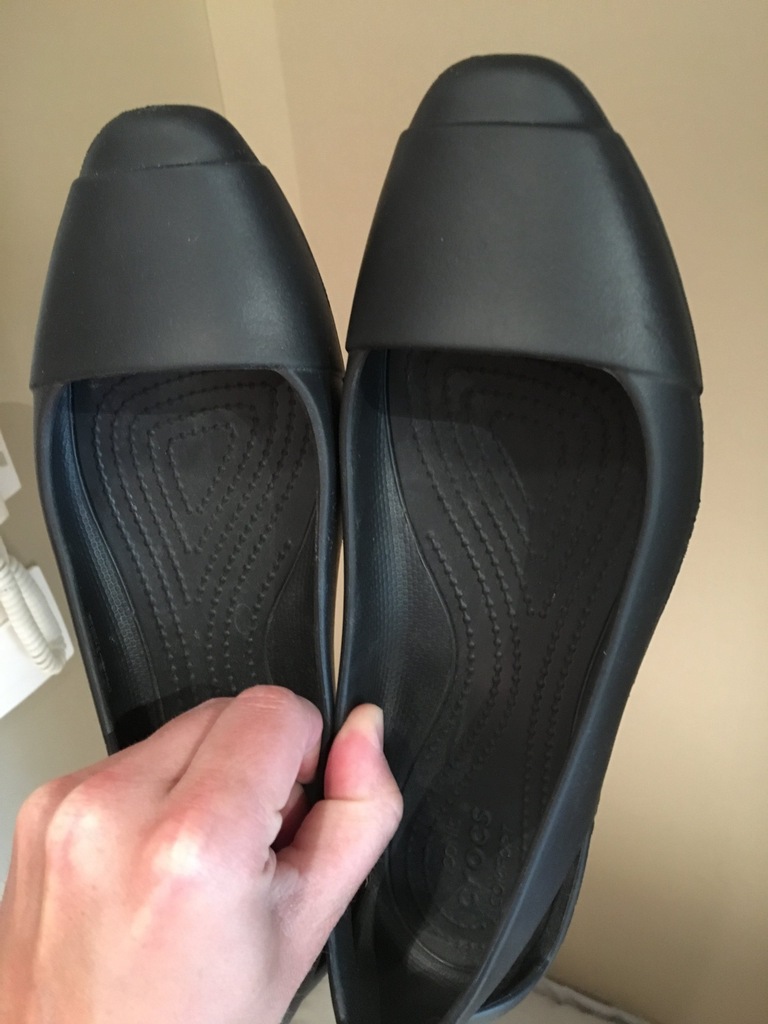 crocs sienna flat black