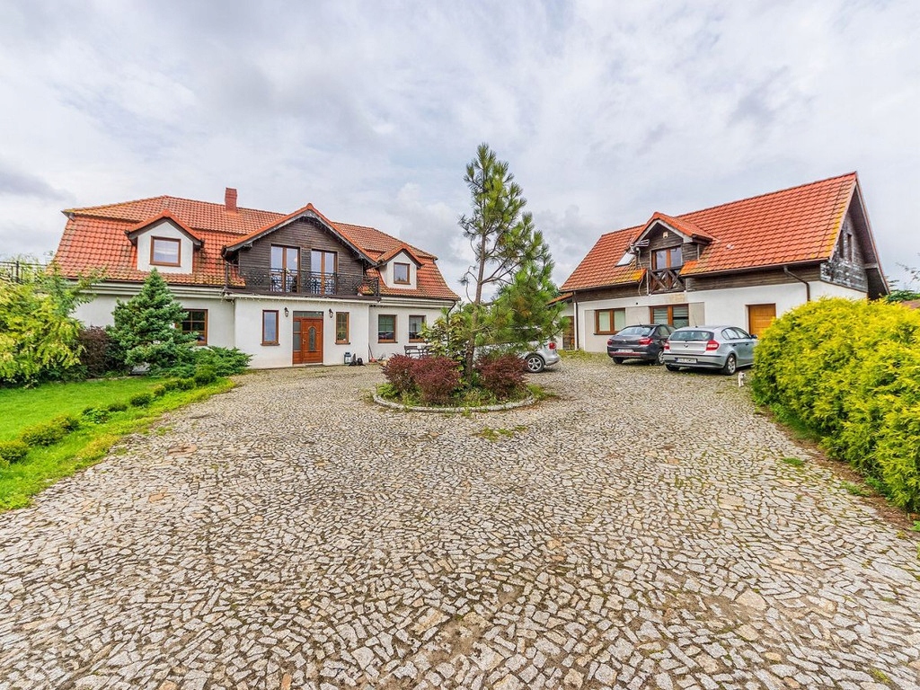 Dom, Lębork, Lęborski (pow.), 370 m²