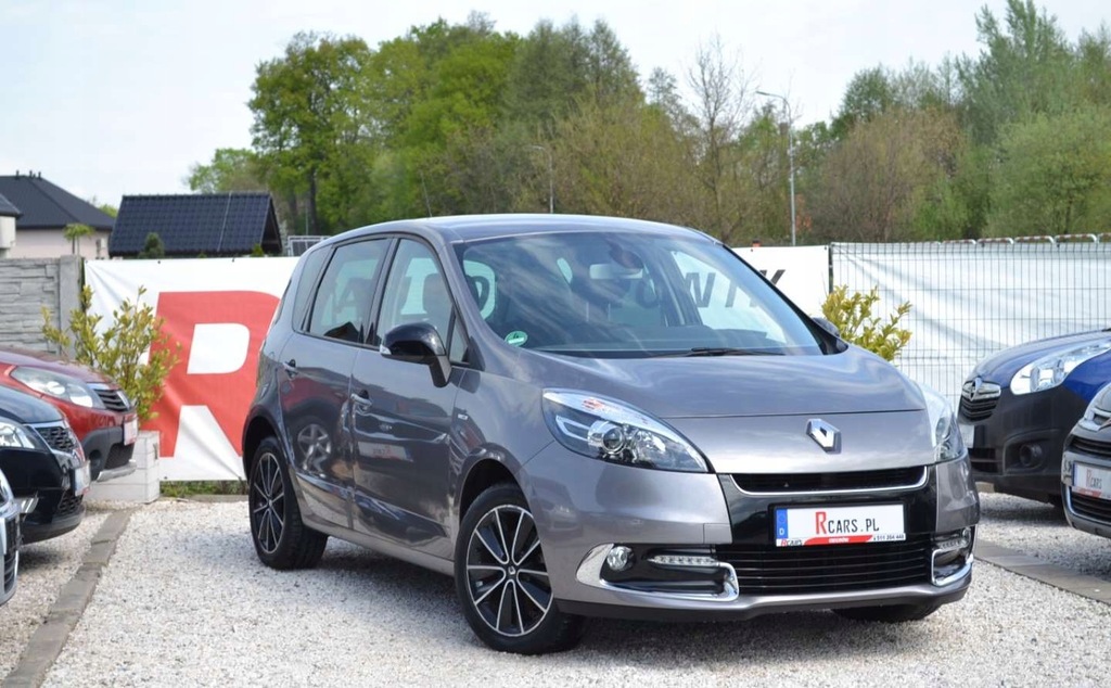 Renault Scenic BEZWYPADKOWY - Niski przebieg - wersja BOSE - oplacony 1.2