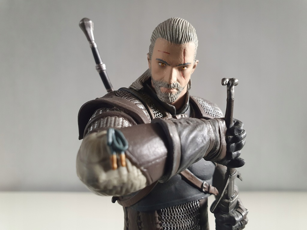 Купить Фигурка Геральта Ведьмак 3: отзывы, фото и характеристики на ...
