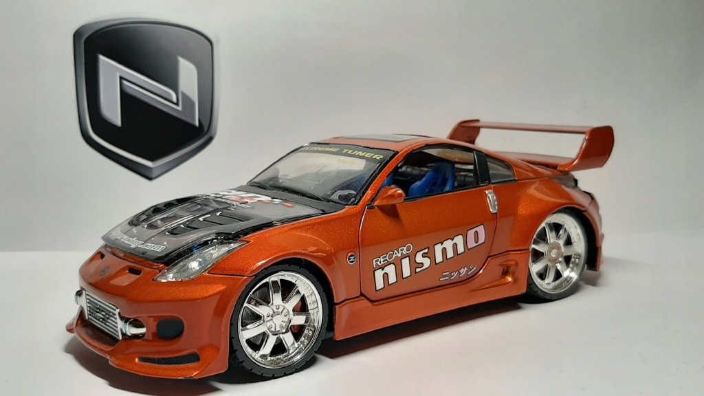 Nissan 350z Tuned 1/24 KenToys - 8985679293 - oficjalne
