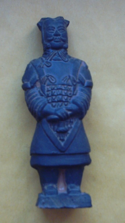 Figurka wojownika terakotowej armi