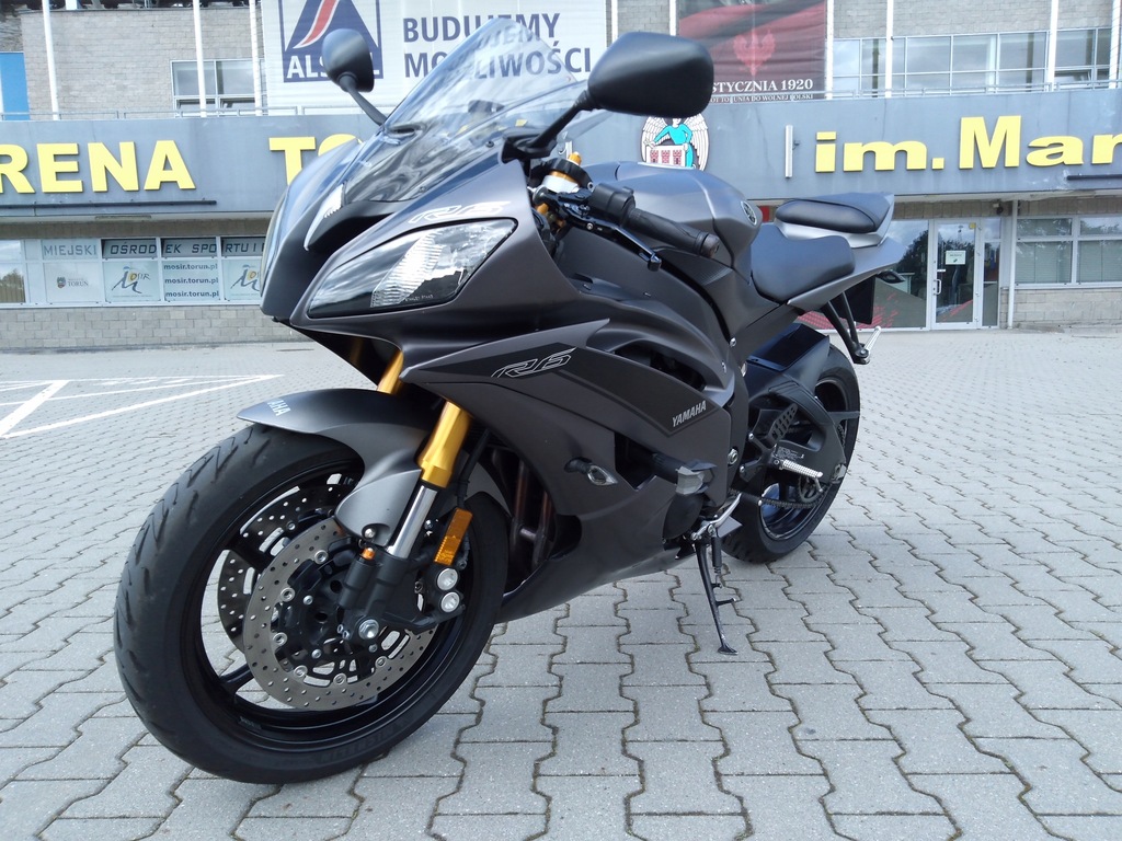 PILNIE!!! Yamaha YZF-R6 (RJ15)