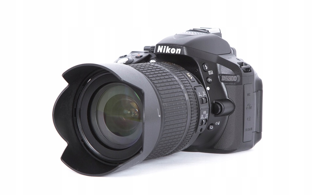 Nikon D5300 + 18-105 3.5-5.6 G ED VR - 3360 zdjęć!