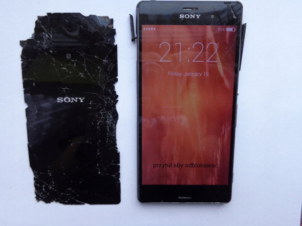 Smartfon Sony XPERIA Z3 D6603 czarny Uszkodzony