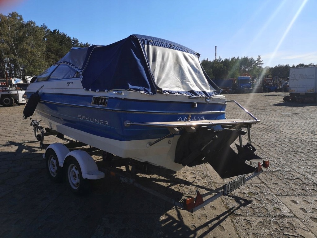 Купить КАБИНА BAYLINER MIRACLE V8 CAPRI *OMC 5,7 л: отзывы, фото, характеристики в интерне-магазине Aredi.ru