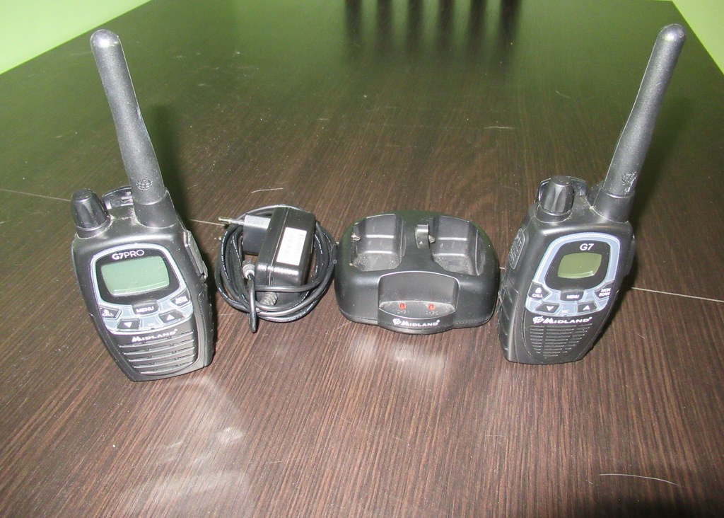 2xKrótkofalówka walkie talkie MIDLAND G7+Ładowarka