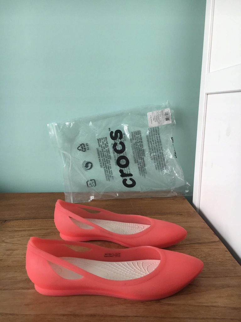 CROCS buty baleriny rio flat coral/oyster W6 36/37