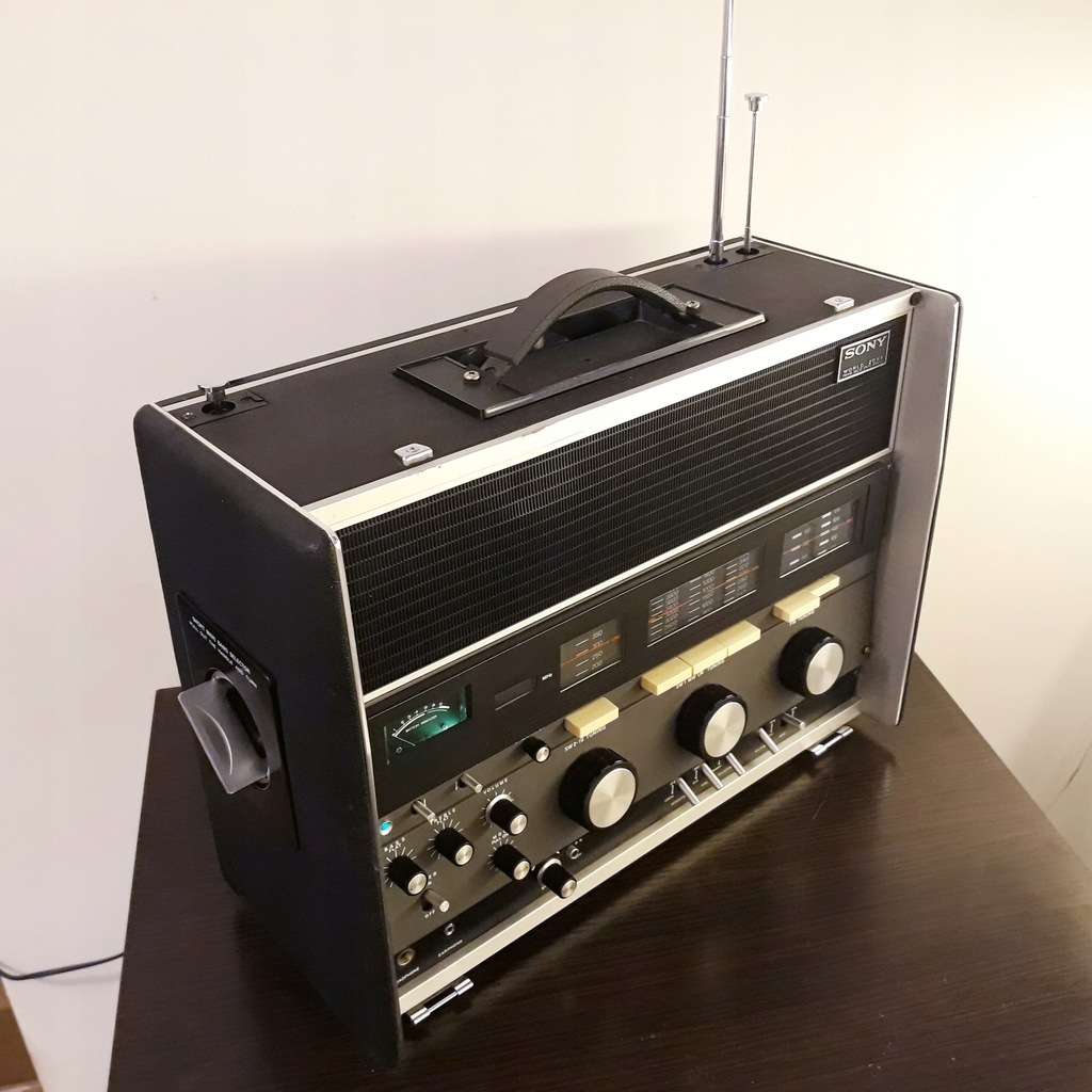 sony crf-230b レトロ SONY CRF - 230 B WORLD ZONE , RADIO UNIKAT . TOP