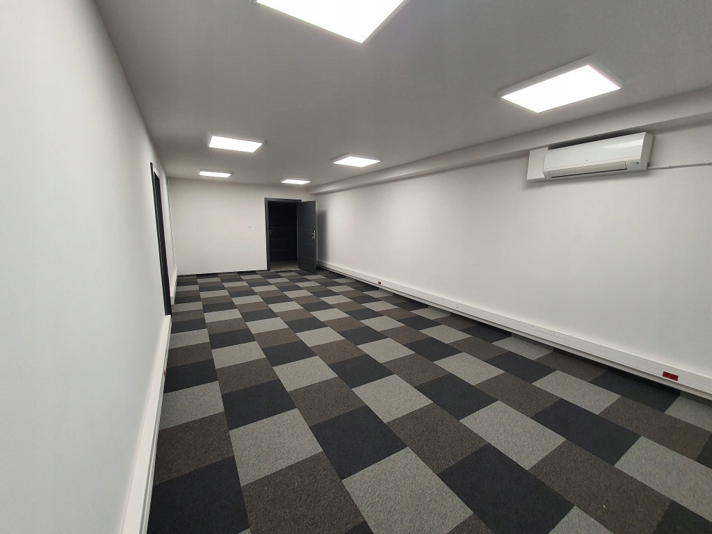 Biurowiec, Poznań, Grunwald, 63 m²