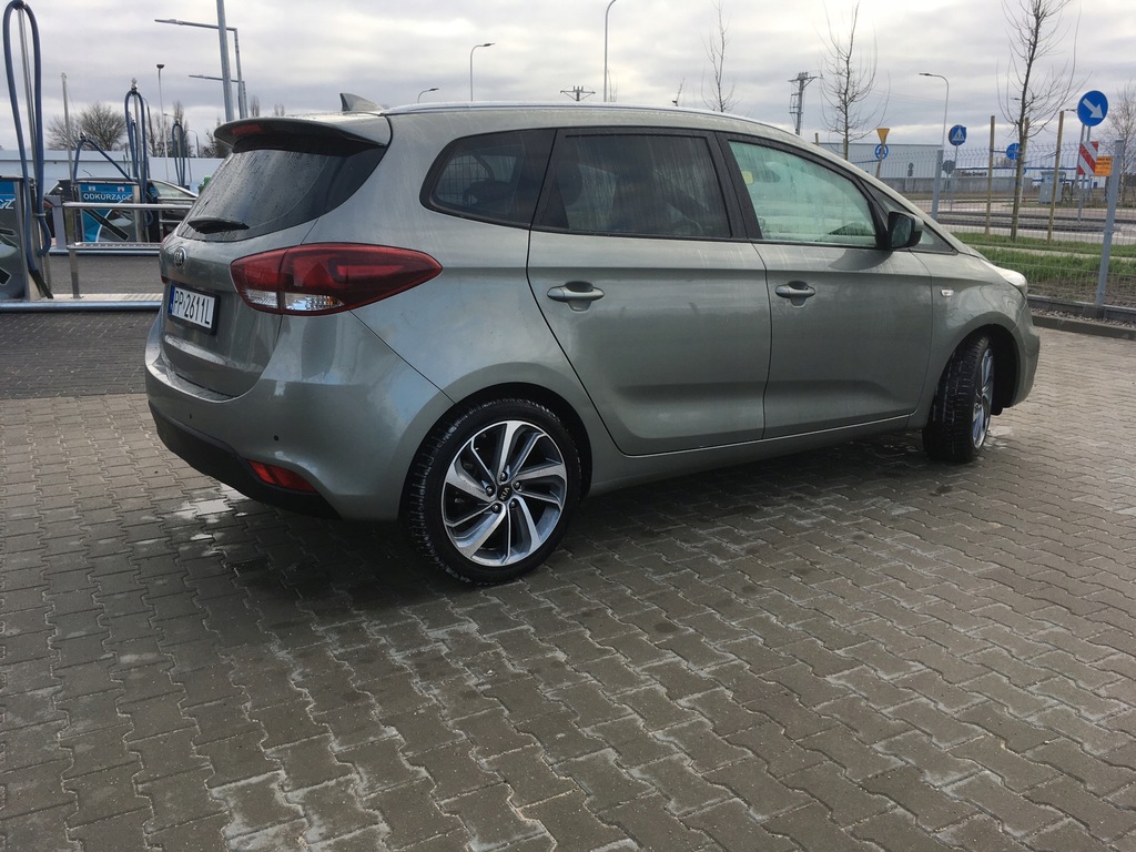 KIA CARENS IV LIFT 1,7 CRDI Bananowe Skóry, 7osób