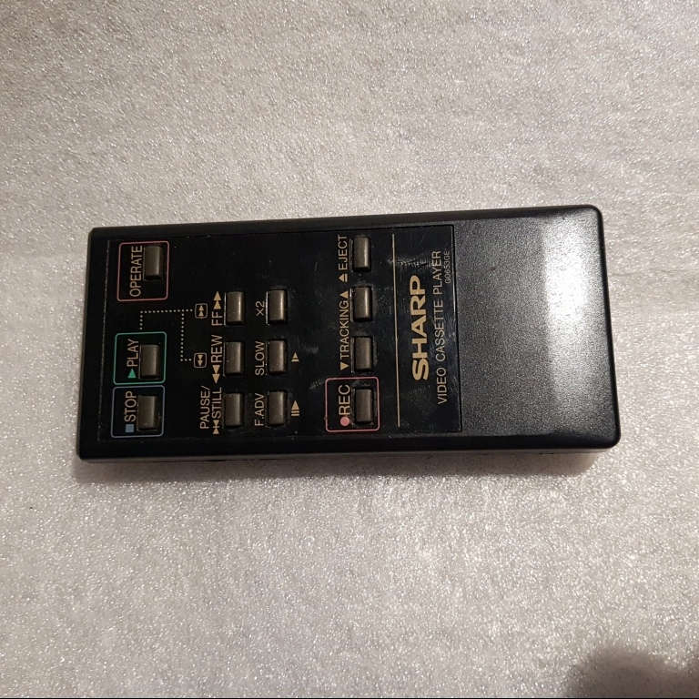 oryginalny pilot SHARP - G0653GE - VIDEO MAGNETOWID VHS VCR VTR VC-6V3NA