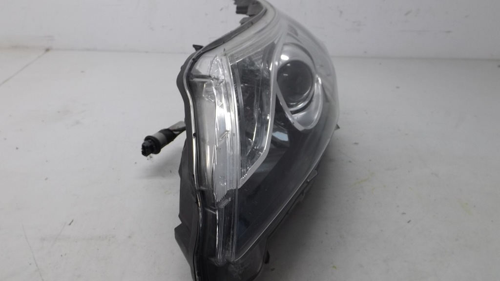 Lampa Przód Lewy Toyota Avensis 1215 Lift T27 EU