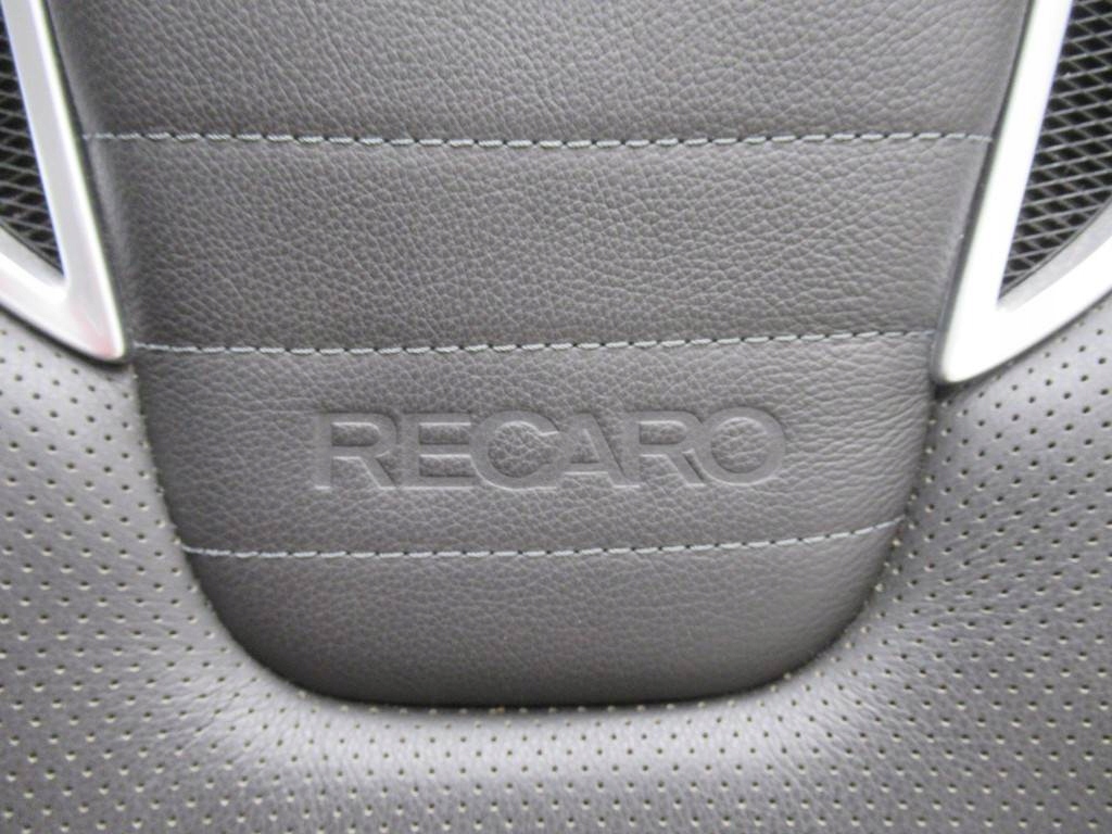 Купить КОМПЛЕКТ ВНУТРЕННИХ СИДЕНИЙ RECARO Opel Insignia HB 5D: отзывы, фото, характеристики в интерне-магазине Aredi.ru