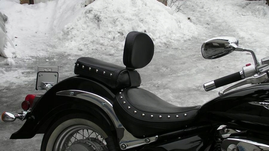 Ветровое стекло Suzuki vl800