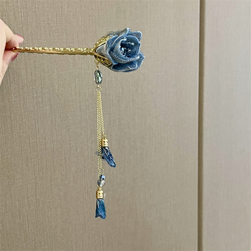 Lekka luksusowa nowa chińska niebieska róża Tassel