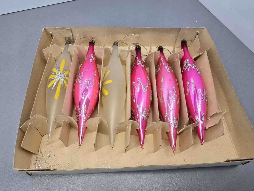 Bombki z okresu PRL-U kształtki sople 6 SZTUK.