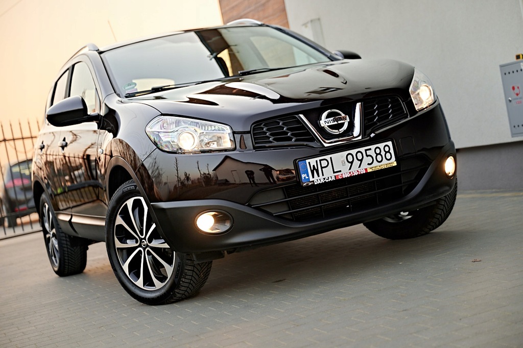 Nissan Qashqai 1.6 benzyna 117KM niski przebieg 139tys km panorama Alu18
