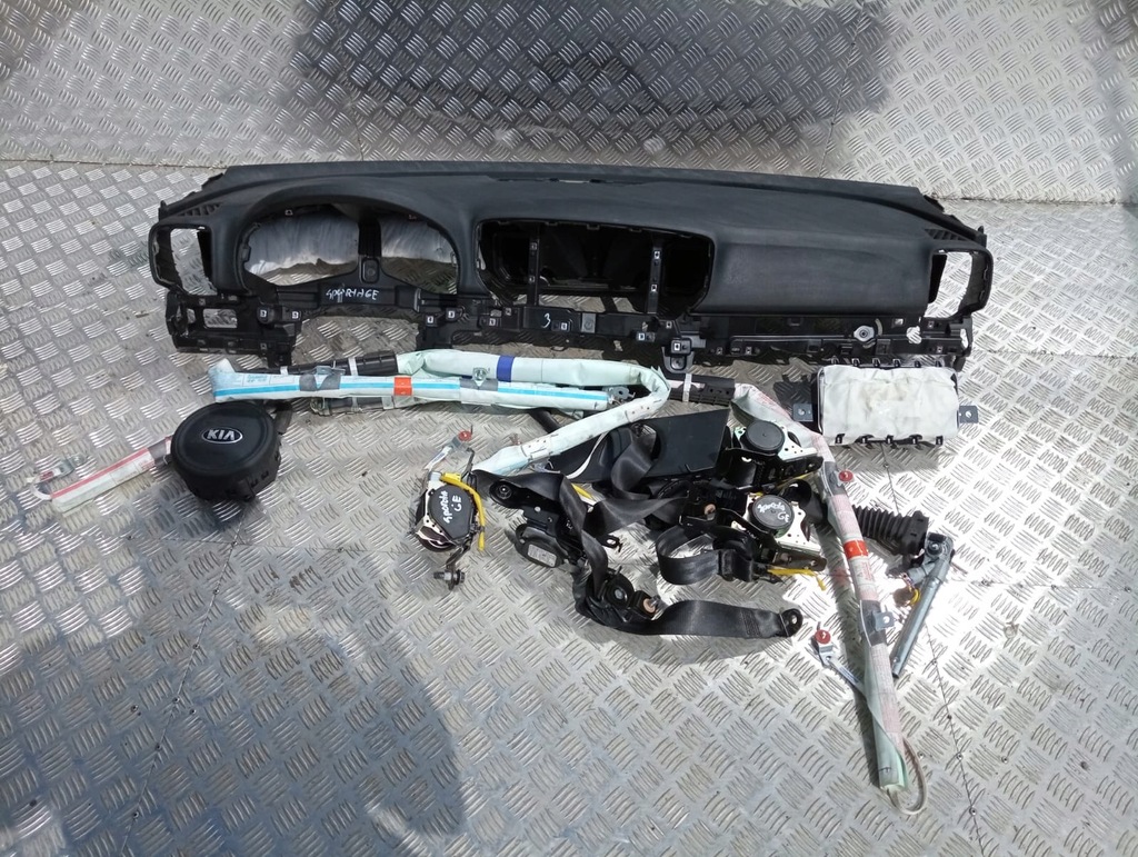 DESKA KONSOLA AIRBAG KIA SPORTAGE IV 4 LIFT 19r 12395505983