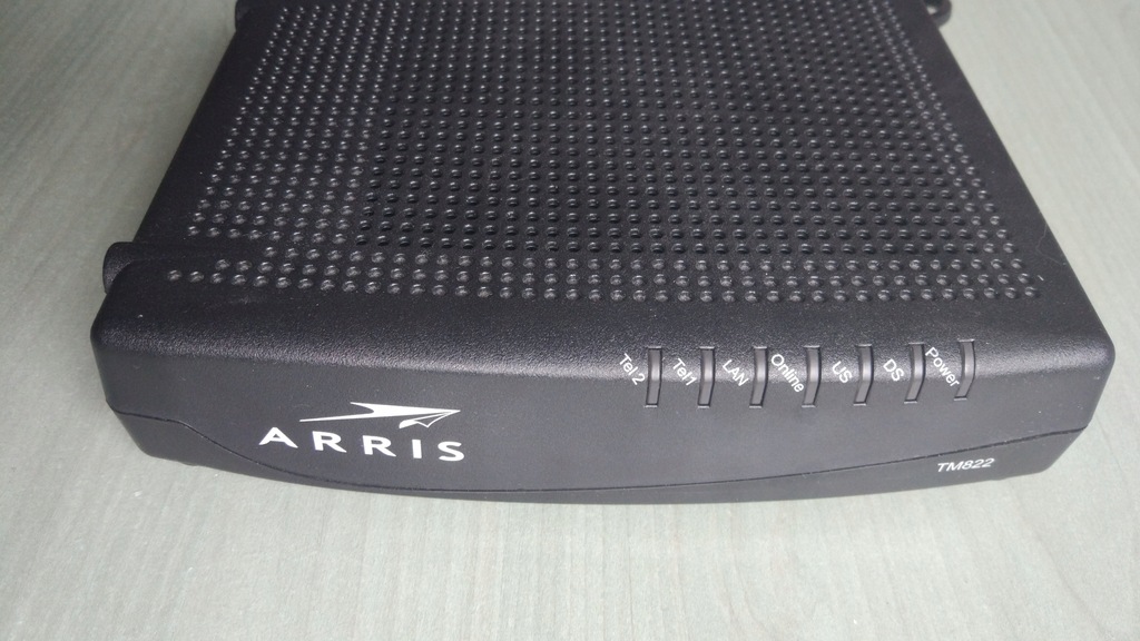 Arris TM822 - modem kablowy