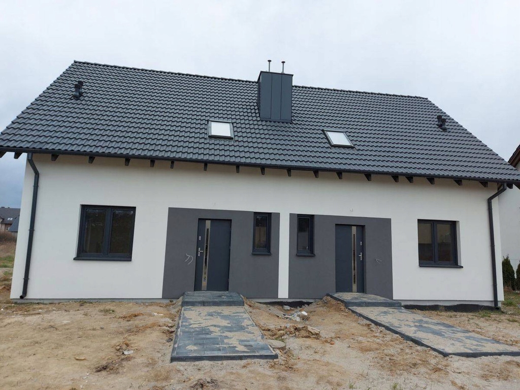 Dom, Śrem, Śrem (gm.), 102 m²
