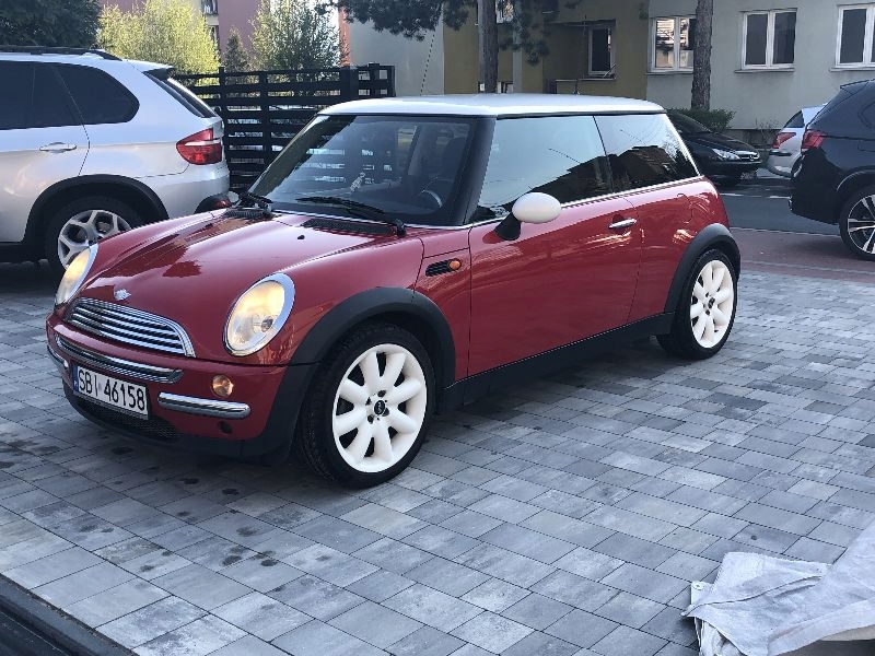 MINI COOPER 2003r. - mały przebieg!