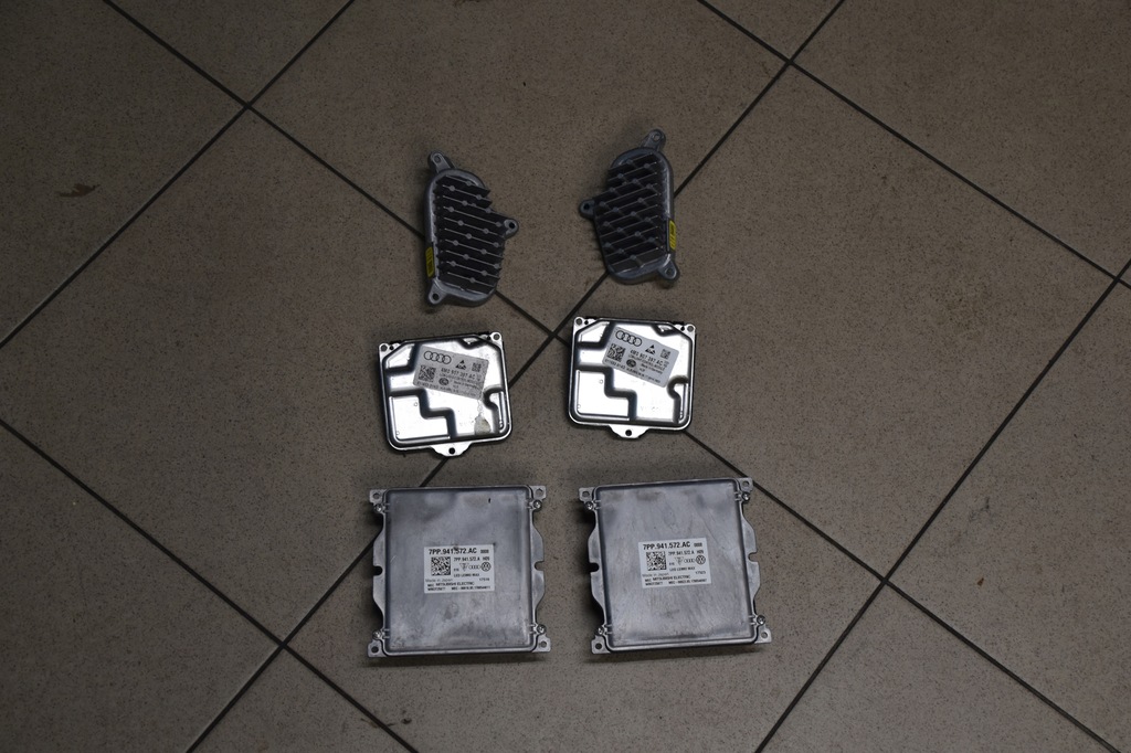 OSPRZĘT LAMP AUDI A5 8W6941034E 8W6941033E FUL LED