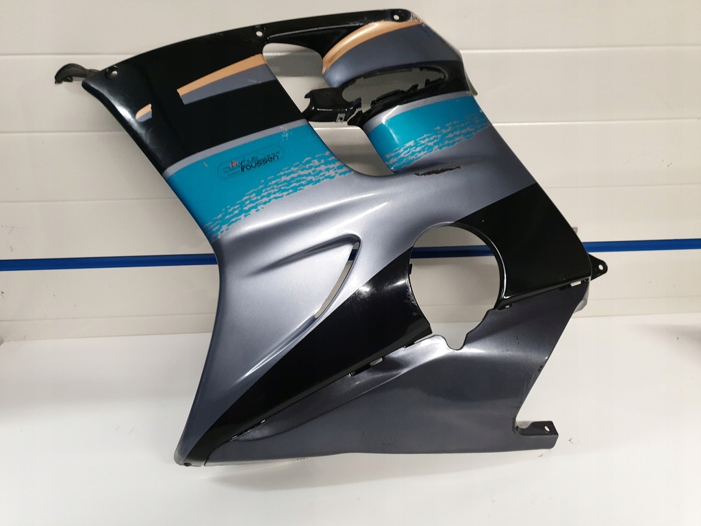 honda CBR 1000 F owiewka lewa pług