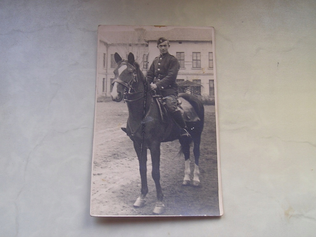 8 PUŁK UŁANÓW KRAKÓW UŁAN NA KONIU KOSZARY