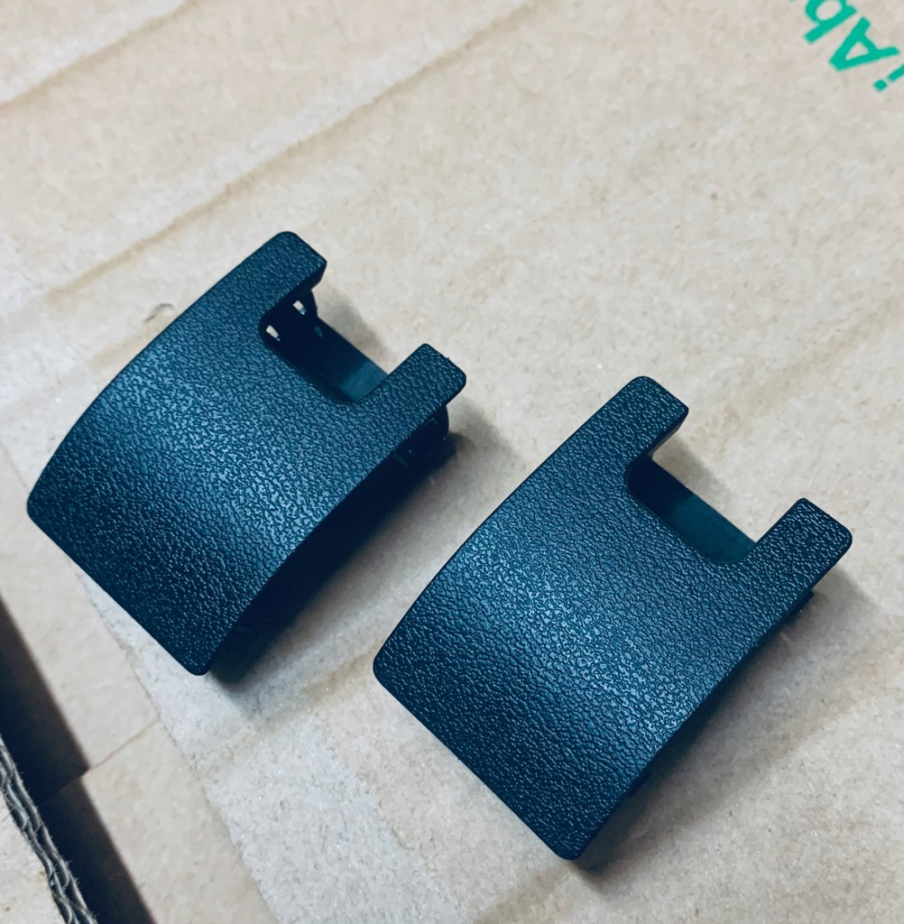 NISSAN QASHQAI J11 ZAŚLEPKI ISOFIX 10580521039 oficjalne archiwum