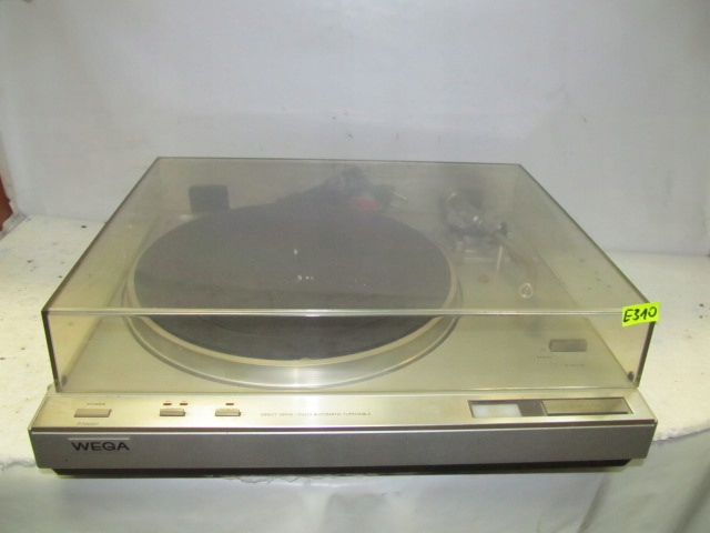 GRAMOFON WEGA P700SH - NR E310