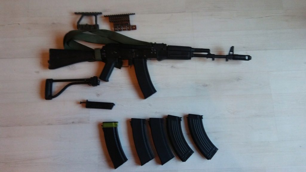 Replika AK74 CYMA CM.040C plus dodatki