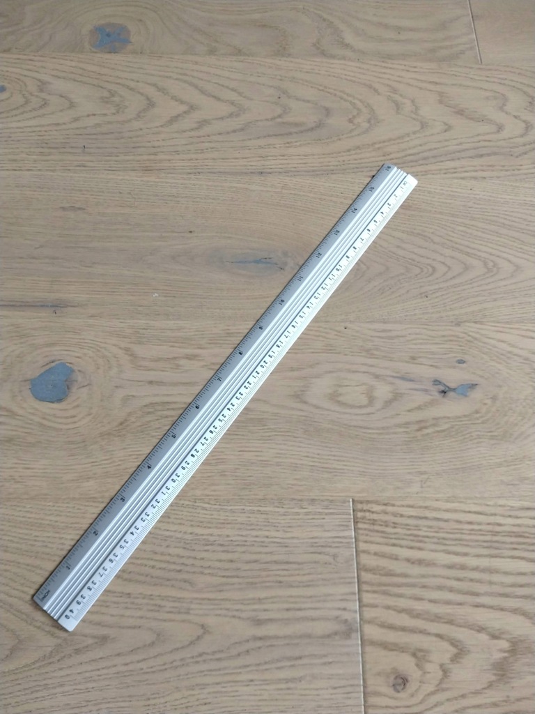 Linijka aluminiowa 40 cm używana