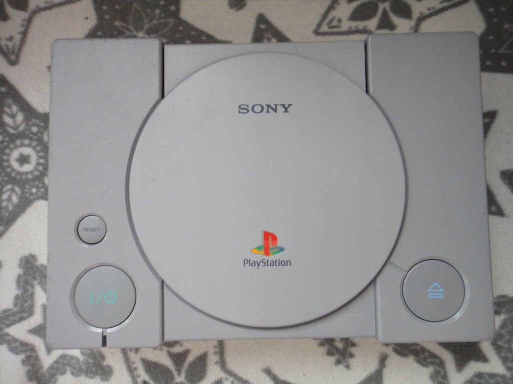 SONY Playstation komplet 9002 + chip