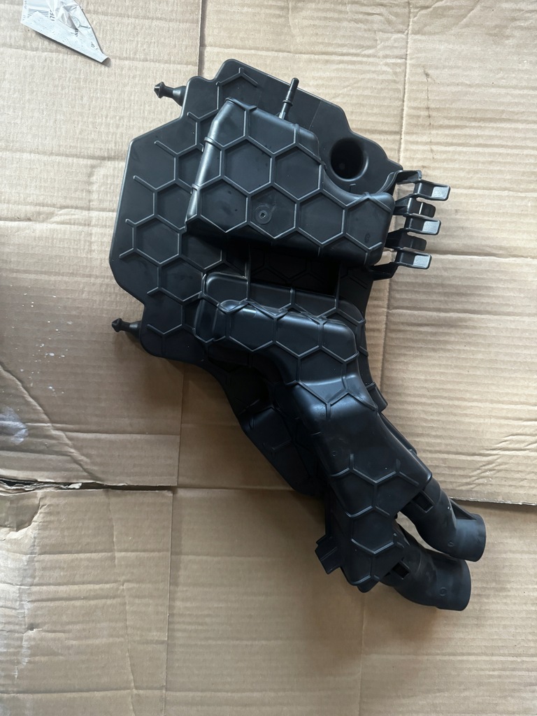 mercedes oslona paska silnika 654 a6540104408