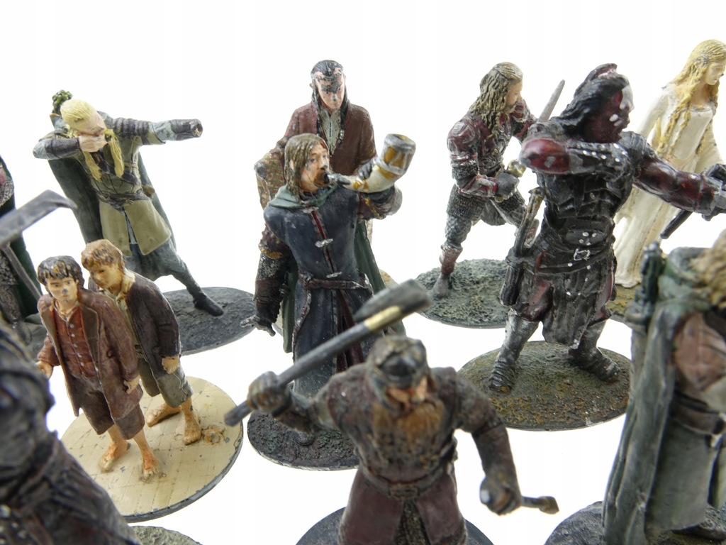 Купить Коллекция Eaglemoss LOTR из 20 фигурок с буклетами.: отзывы, фото, характеристики в интерне-магазине Aredi.ru