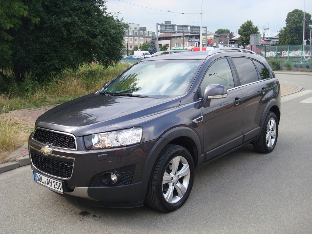 CHEVROLET CAPTIVA 4X4 AUTOMAT 7-OSOBOWA Z NIEMIEC
