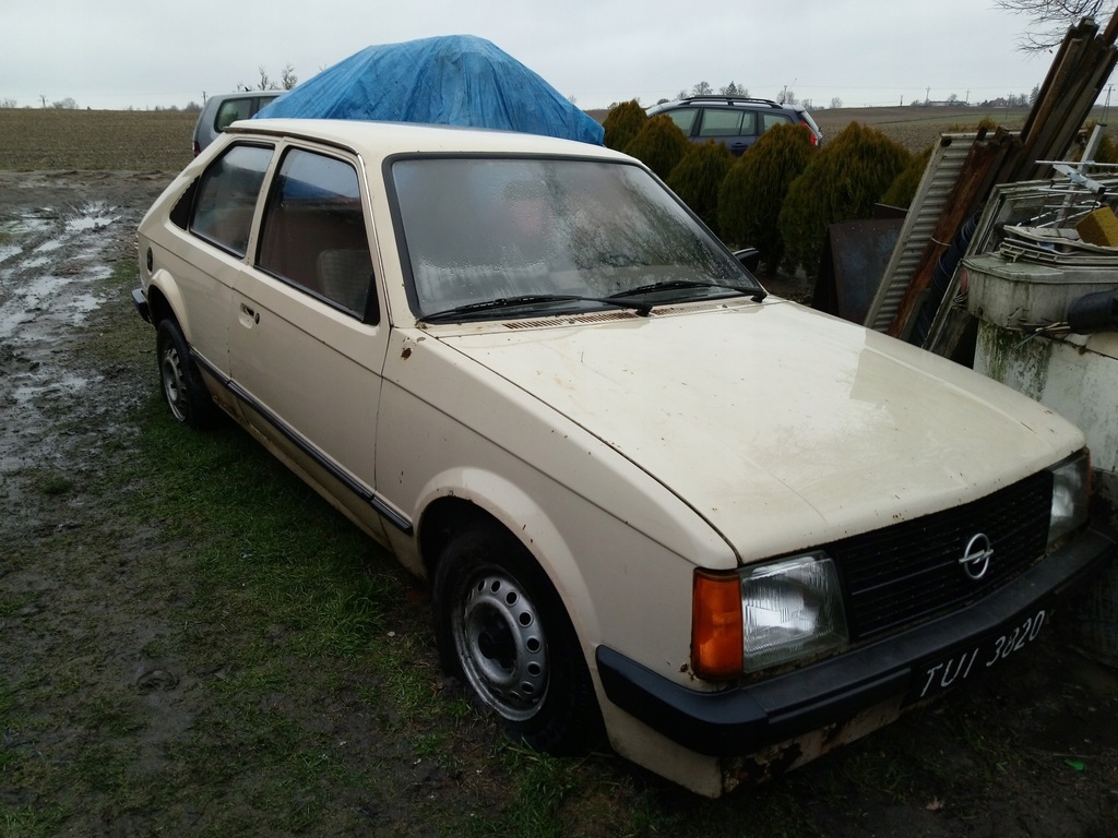 Opel Kadett D 1980 r. w całości lub na części.