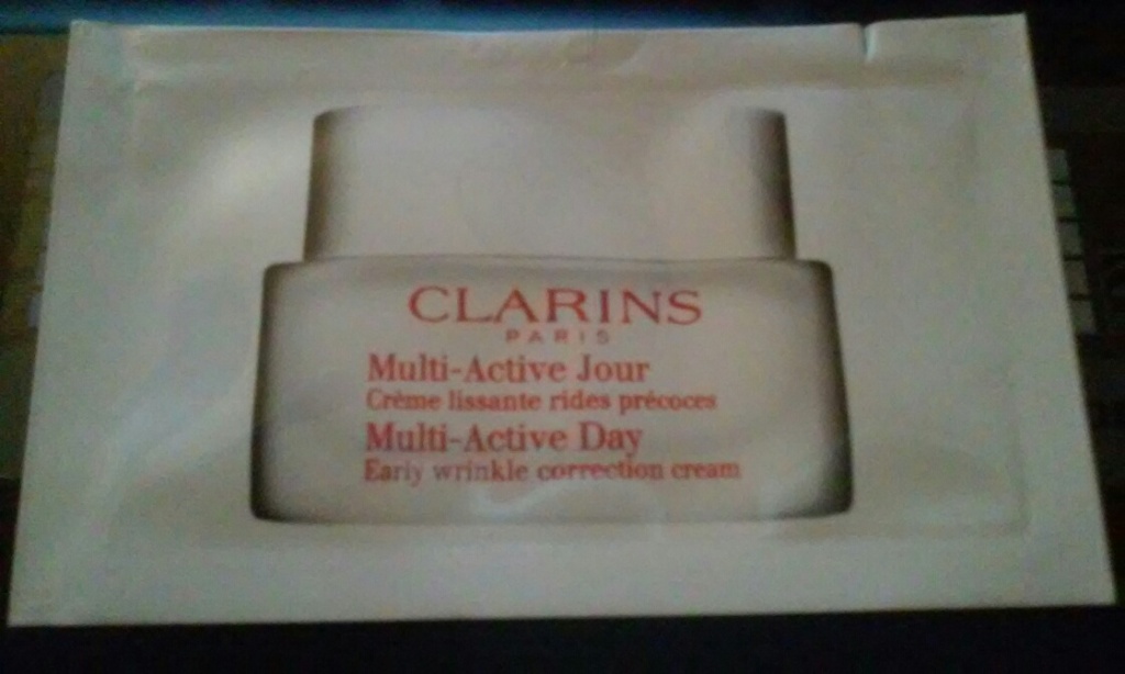 CLARINS---Multi-Active Day