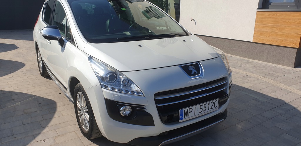 Купить PEUGEOT 3008 2.0 HDi Hybrid4 200 л.с. 2012 215 000 км: отзывы, фото, характеристики в интерне-магазине Aredi.ru