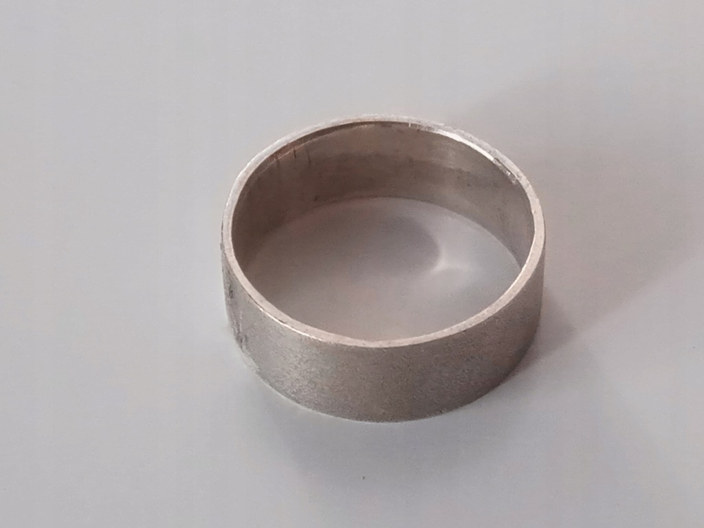 Obrączka srebro pr. 925 ( 3,9 g)
