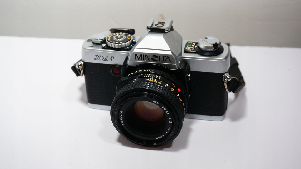 Retro Analogowy Aparat Minolta XG-1 + Obiektyw Minolta 50mm